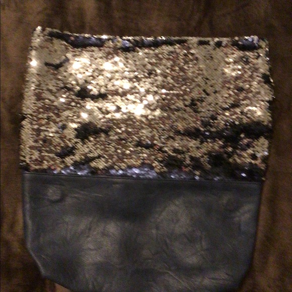NWT Anthropologie Leather/Sequin Clutch - Picture 2 of 10